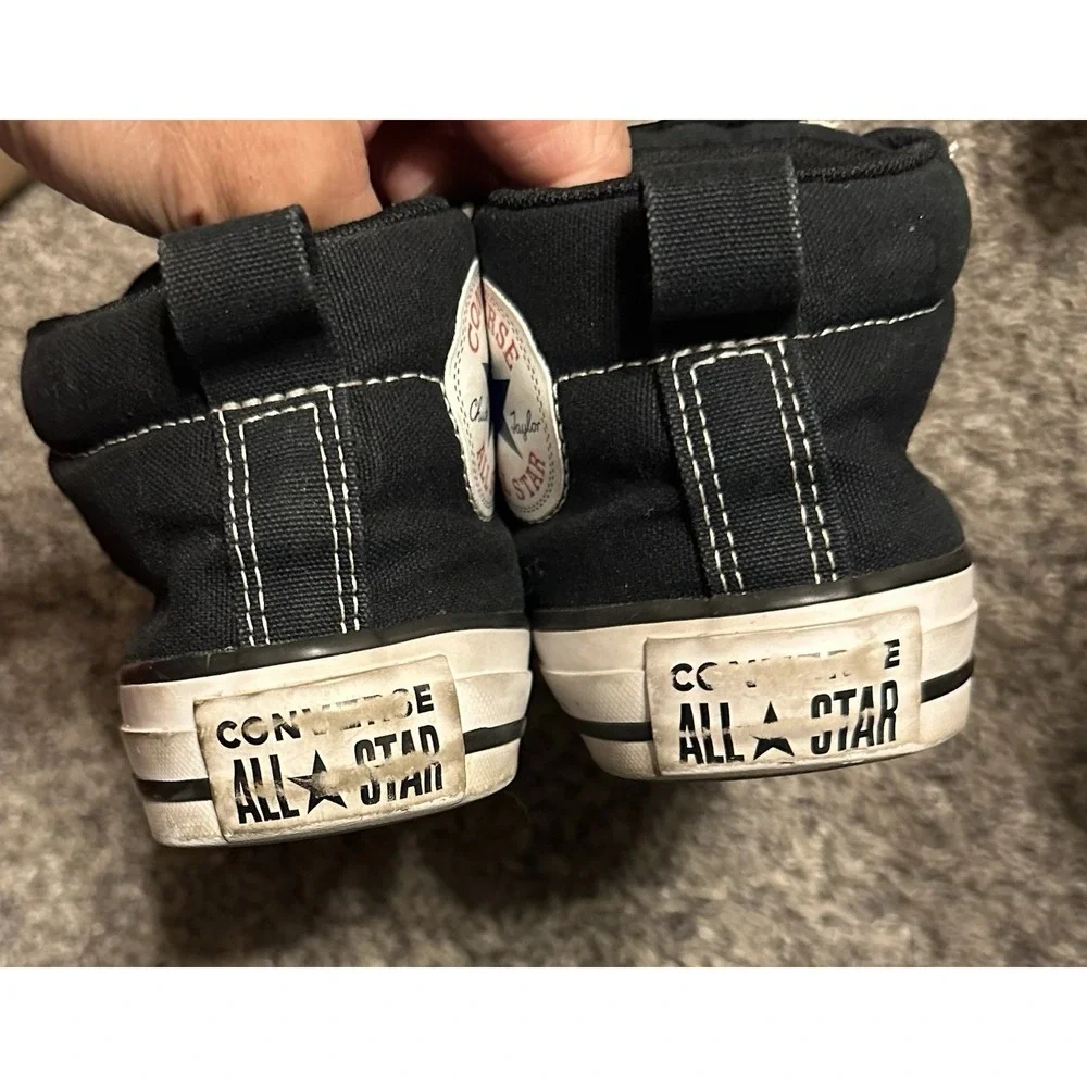 Converse Chuck Taylor All Star Black And White Size 4 - A01719F